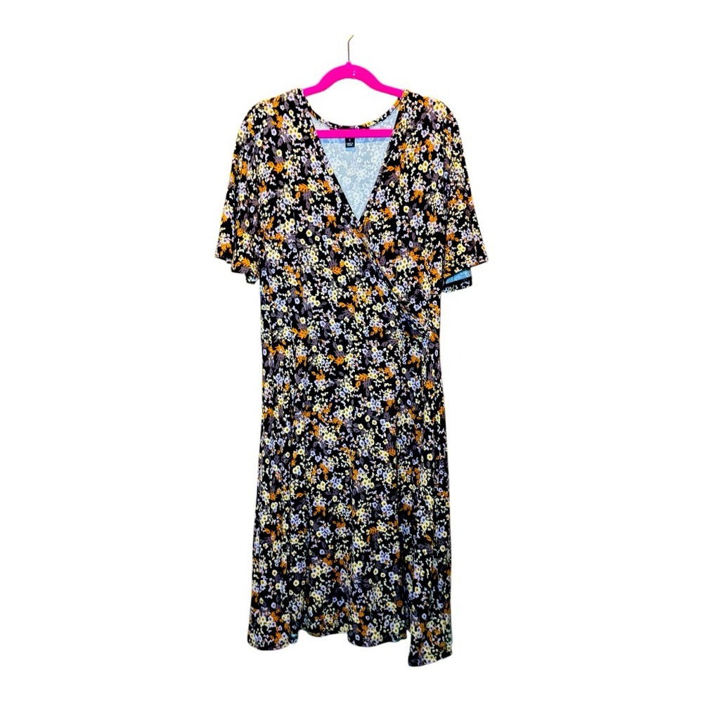 41 HAWTHORNE Black Floral V-Neck Dress M